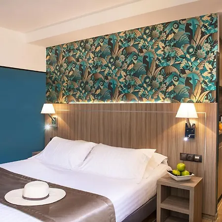 Unique & Hotel Saint-Raphael (Var)