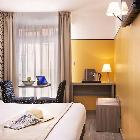 Unique & Aparthotel 4*