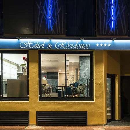 Hotel Unique &