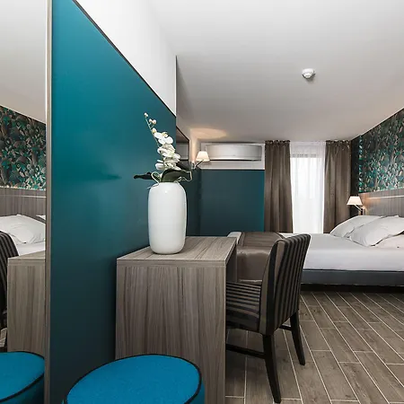 Unique & 4* Saint-Raphaël