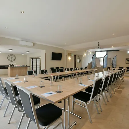 Unique Résidence&spa 4*