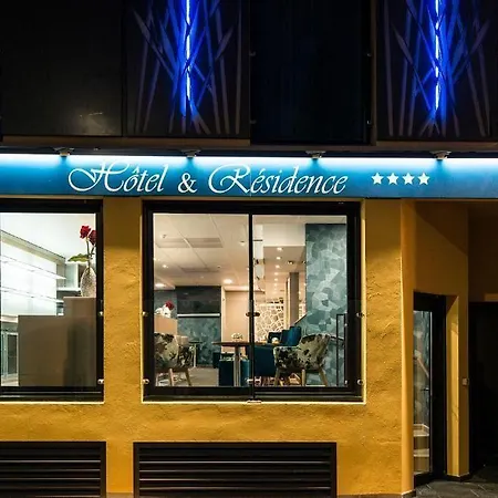 Unique & Hotel