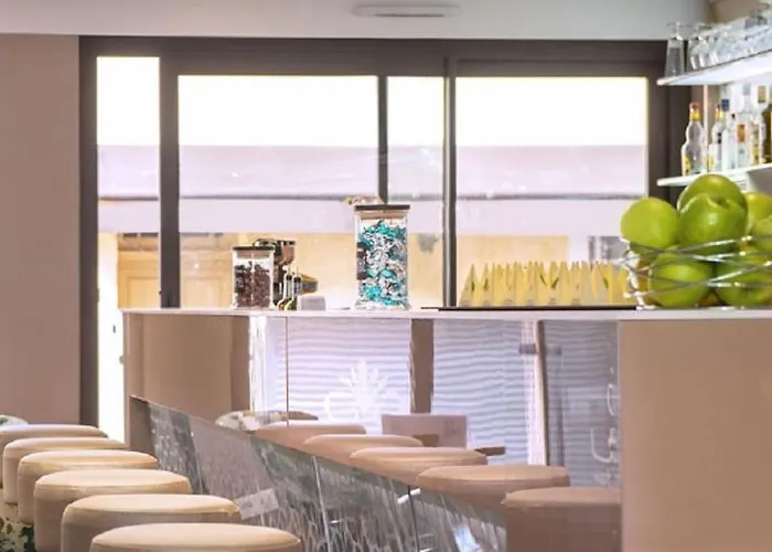 Unique Résidence&spa 4* Saint-Raphaël