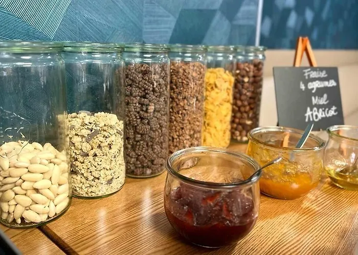 Unique & Szálloda 4*